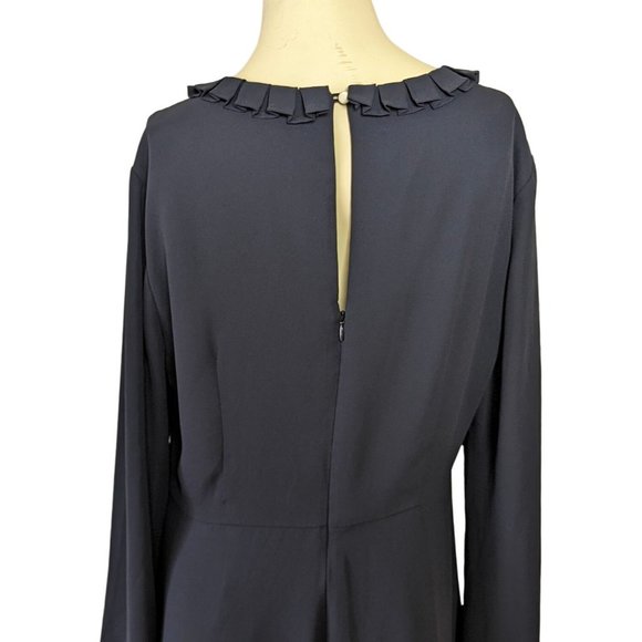 The LImited Collection long sleeve pleated collar navy blue‎ open back dress M - Picture 8 of 10